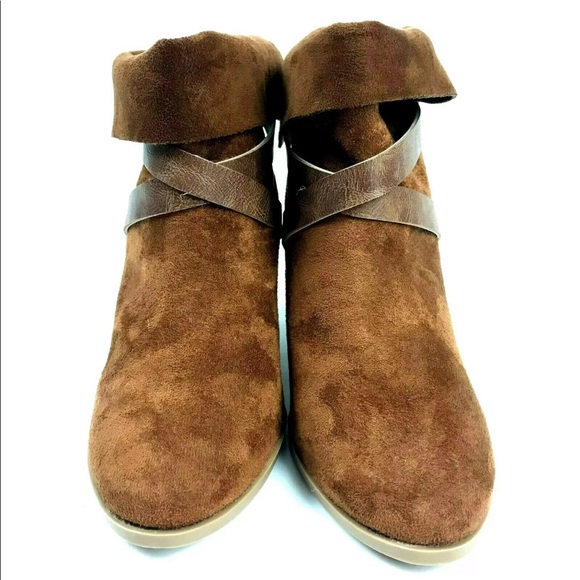 ❌ SOLD ❌New Directions Jorie Cognac Suede Ankle Booties 8 - Picture 4 of 8